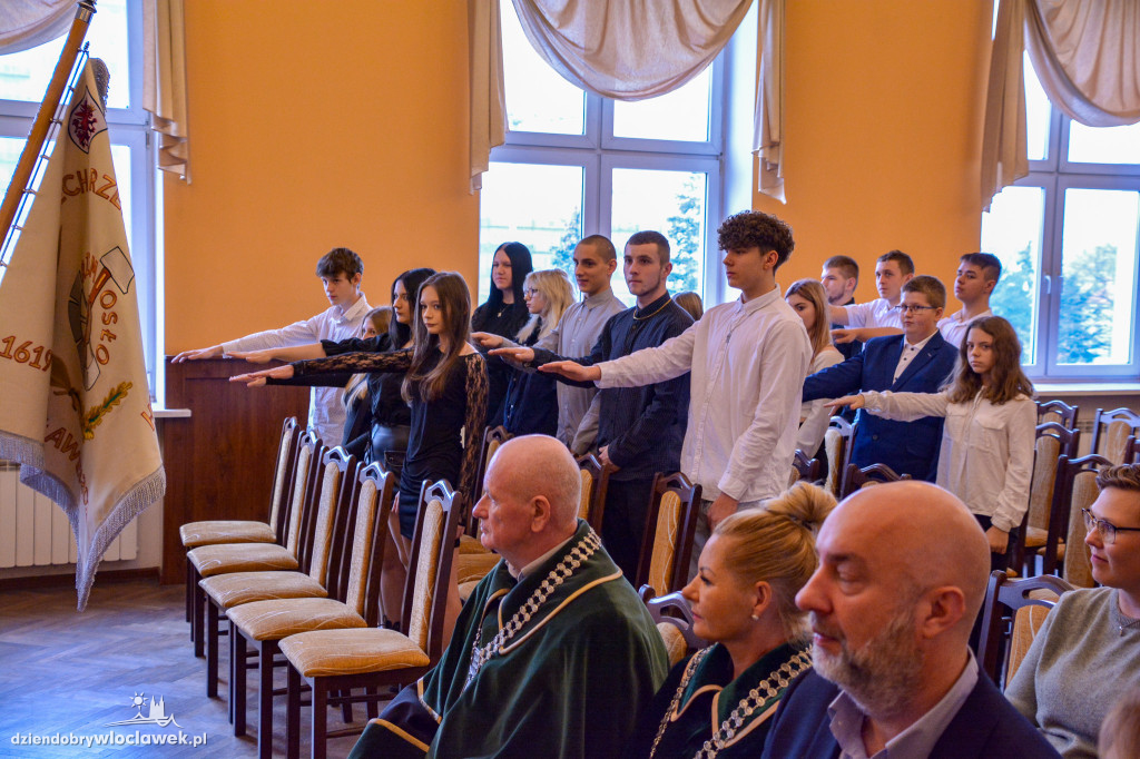 Tradycyjne pasowanie młodzieży w Domu Rzemiosła