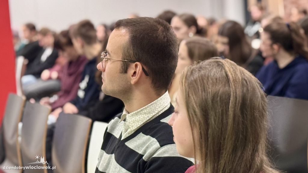 Spotkanie autorskie z Wiktorią Piotrowską