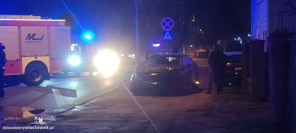 Zderzenie na skrzyżowaniu Płocka - Zielna
