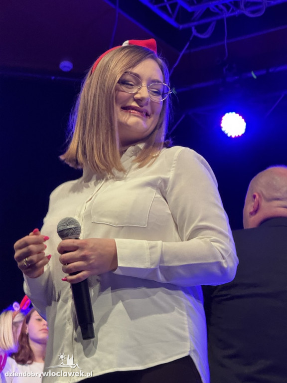 Świąteczny koncert Zespołu Szkół nr 11 w Browarze B.