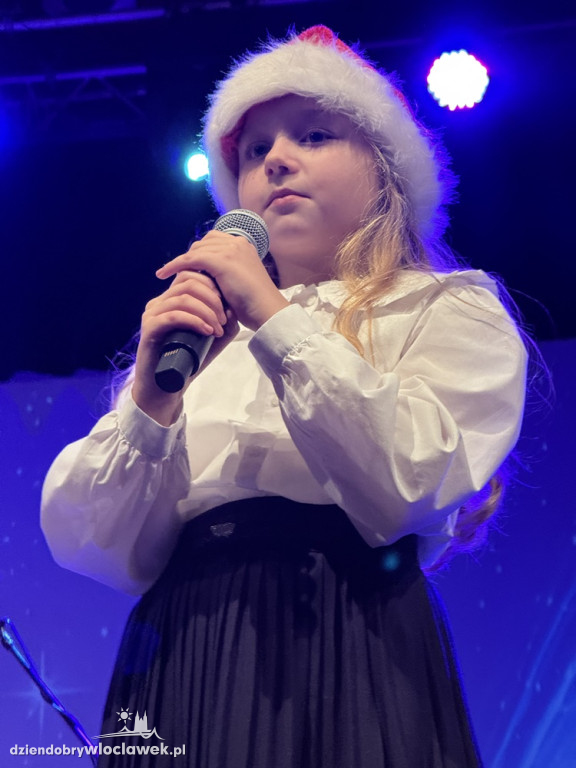 Świąteczny koncert Zespołu Szkół nr 11 w Browarze B.