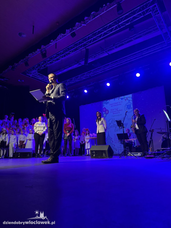 Świąteczny koncert Zespołu Szkół nr 11 w Browarze B.