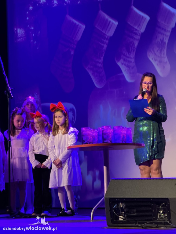 Świąteczny koncert Zespołu Szkół nr 11 w Browarze B.