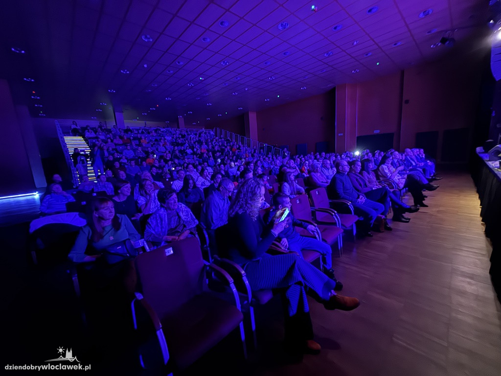 Świąteczny koncert Zespołu Szkół nr 11 w Browarze B.
