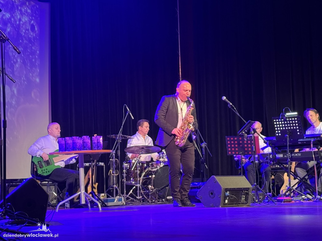Świąteczny koncert Zespołu Szkół nr 11 w Browarze B.