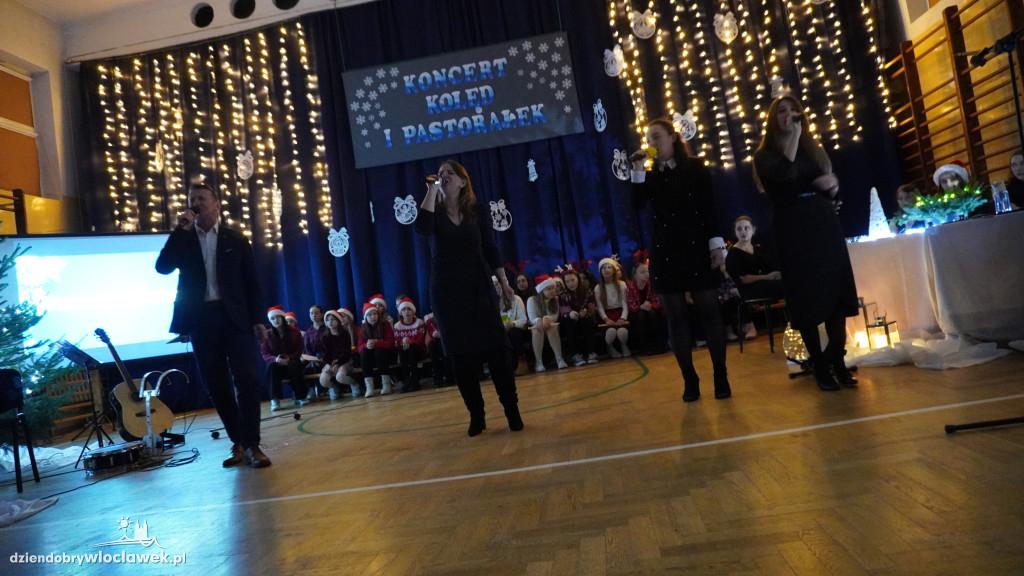 Koncert Kolęd i Pastorałek w SP nr 14
