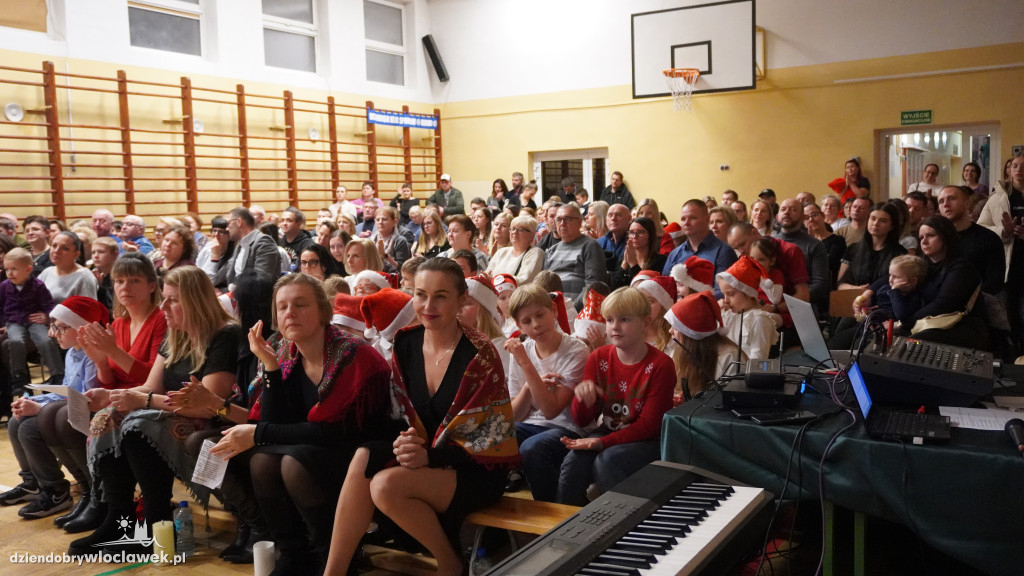 Koncert Kolęd i Pastorałek w SP nr 14