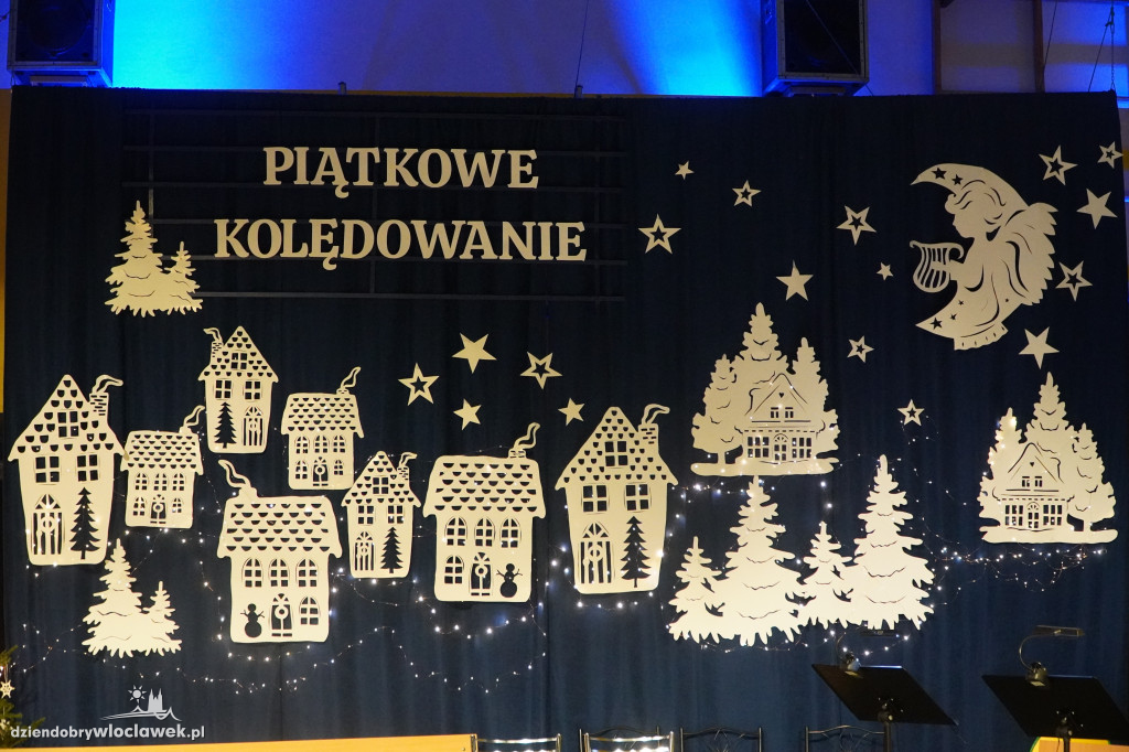 Koncert kolęd w Szkole Podstawowej nr 5