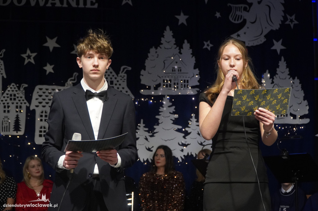 Koncert kolęd w Szkole Podstawowej nr 5