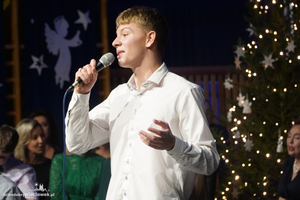 Koncert kolęd w Szkole Podstawowej nr 5