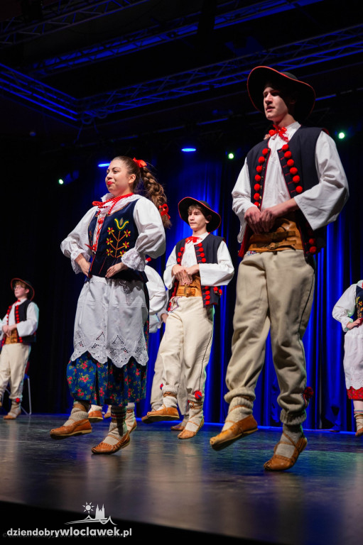 Koncert Zespołu Pieśni i Tańca Kujawy