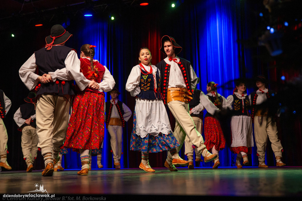 Koncert Zespołu Pieśni i Tańca Kujawy