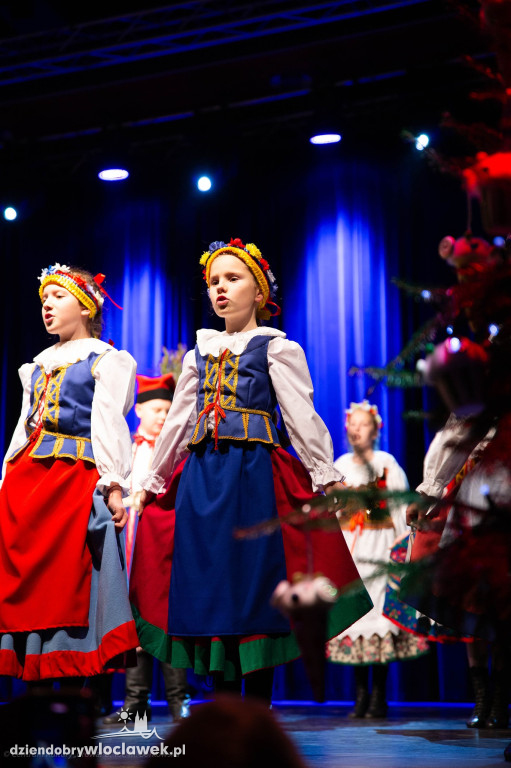 Koncert Zespołu Pieśni i Tańca Kujawy