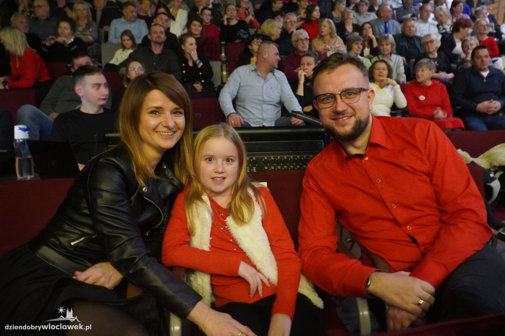 Koncert Zespołu Pieśni i Tańca Kujawy