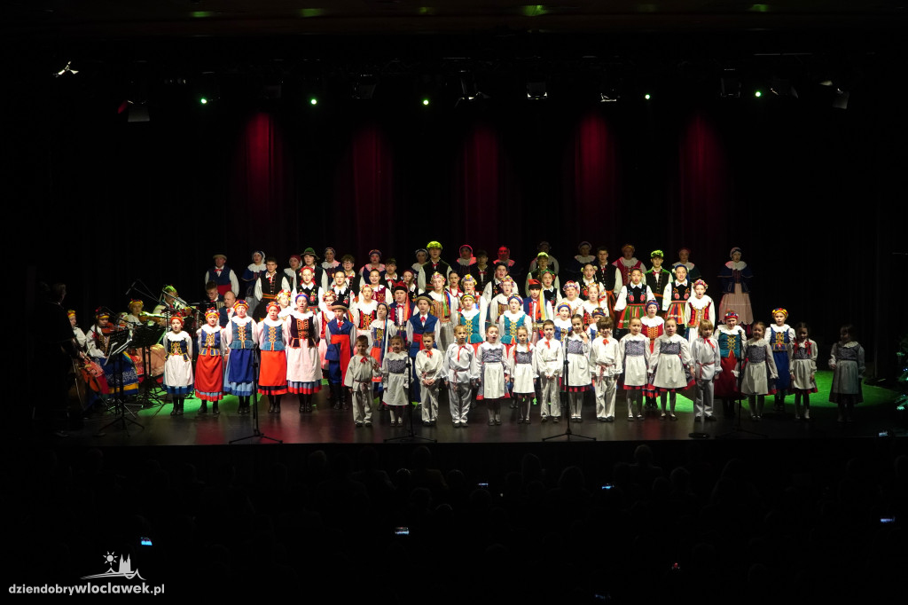 Koncert Zespołu Pieśni i Tańca Kujawy