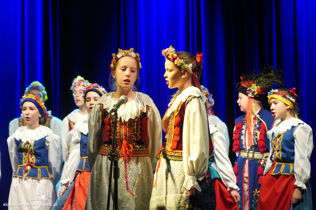 Koncert Zespołu Pieśni i Tańca Kujawy