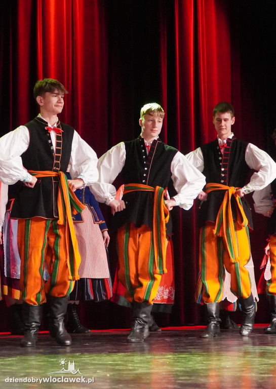 Koncert Zespołu Pieśni i Tańca Kujawy