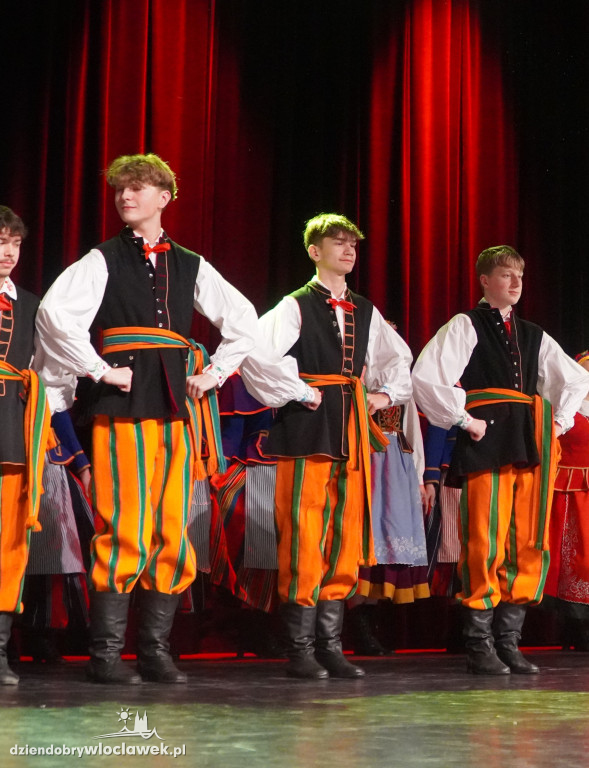 Koncert Zespołu Pieśni i Tańca Kujawy