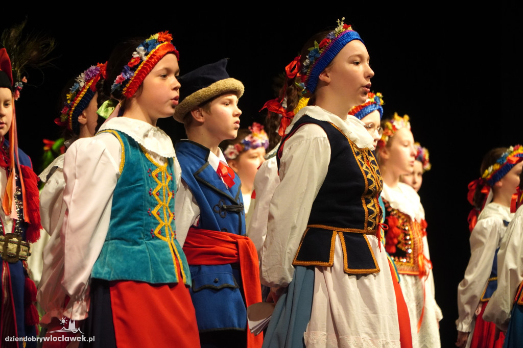 Koncert Zespołu Pieśni i Tańca Kujawy
