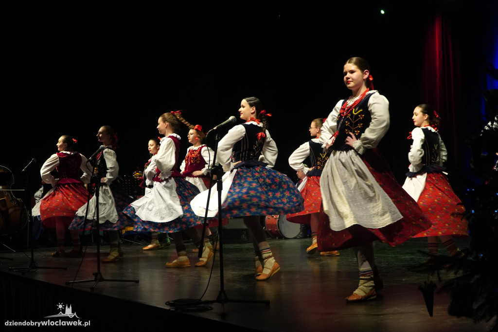 Koncert Zespołu Pieśni i Tańca Kujawy