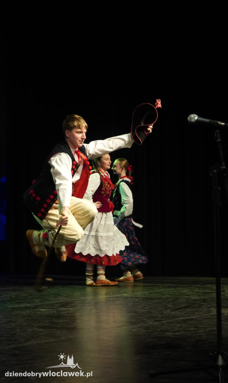 Koncert Zespołu Pieśni i Tańca Kujawy