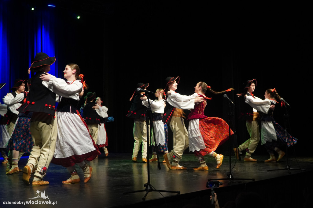 Koncert Zespołu Pieśni i Tańca Kujawy