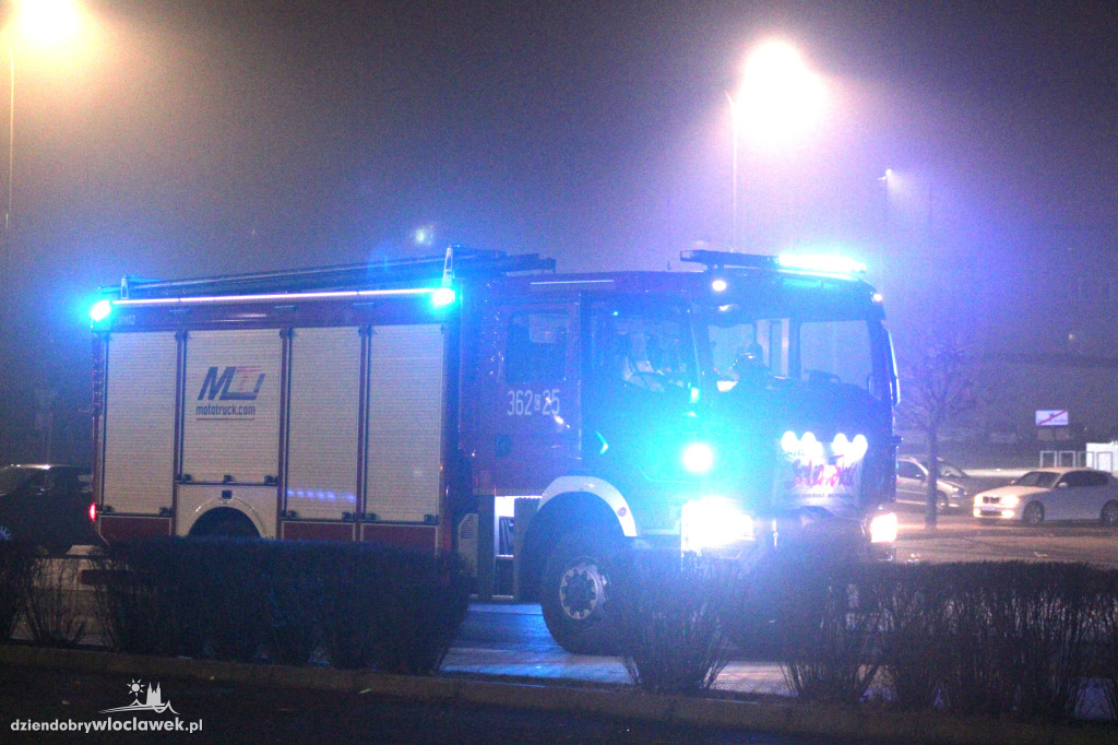 Pożar auta na parkingu Hali Mistrzów