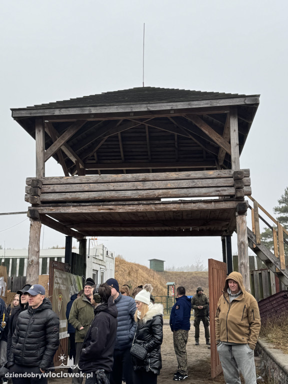 Wystrzałowe zakończenie 2024 roku na strzelnicy