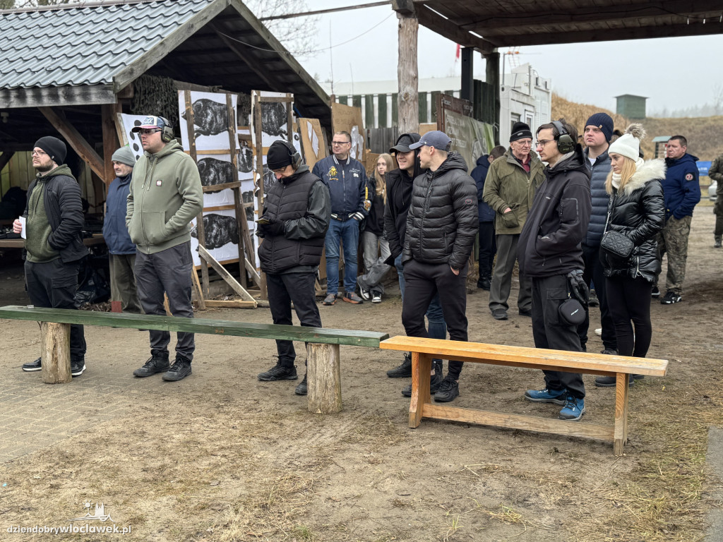Wystrzałowe zakończenie 2024 roku na strzelnicy