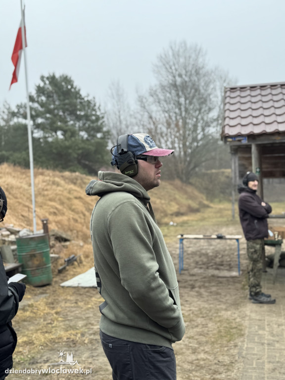 Wystrzałowe zakończenie 2024 roku na strzelnicy