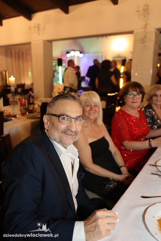 Sylwester: Restauracja Eska