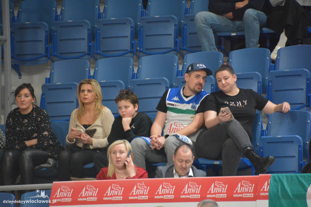 Kibice na meczu Anwil vs. King
