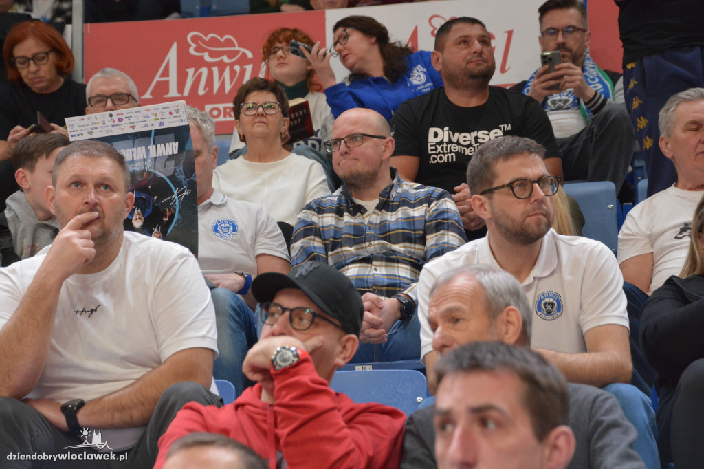 Kibice na meczu Anwil vs. King