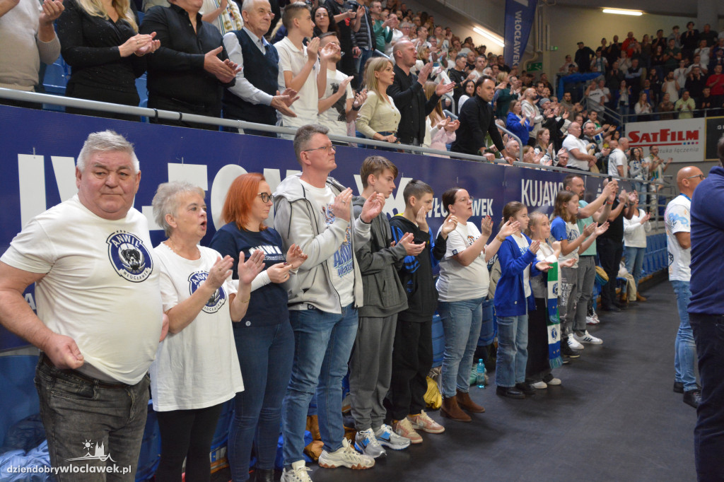 Kibice na meczu Anwil vs. King