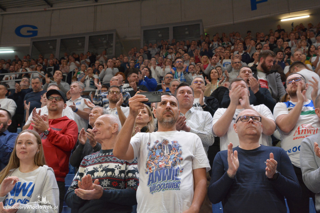 Kibice na meczu Anwil vs. King