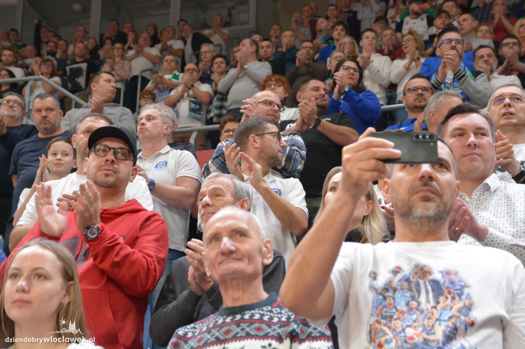 Kibice na meczu Anwil vs. King