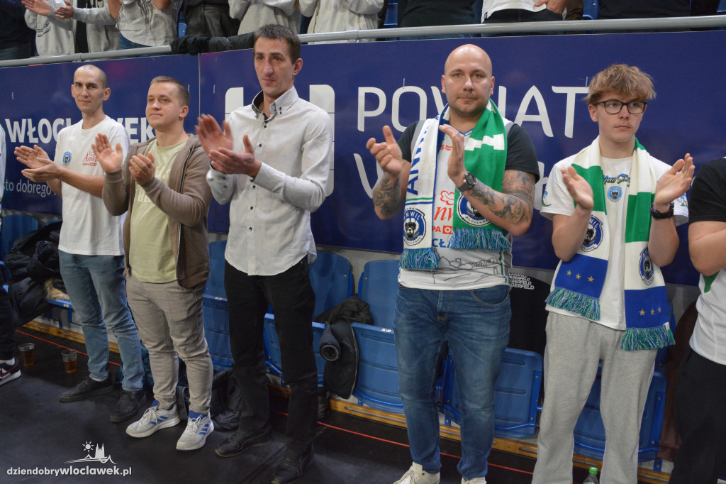 Kibice na meczu Anwil vs. King