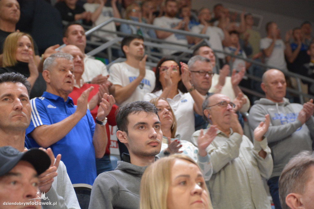 Kibice na meczu Anwil vs. King