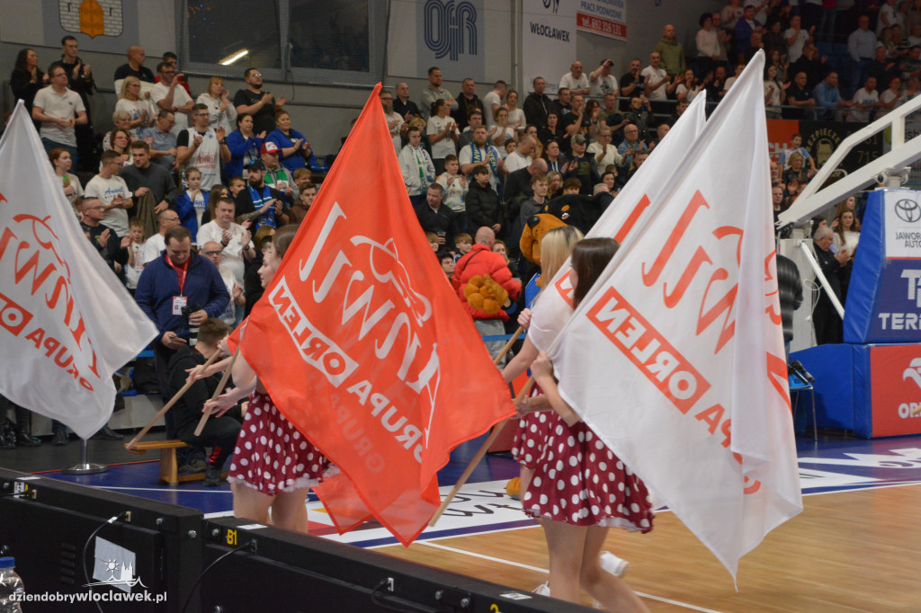 Kibice na meczu Anwil vs. King
