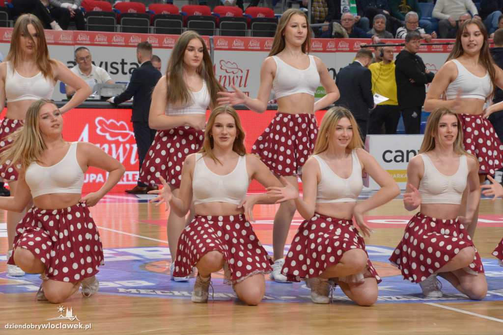 Kibice na meczu Anwil vs. King
