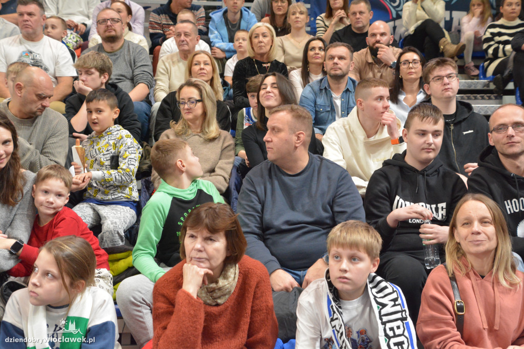 Kibice na meczu Anwil vs. King
