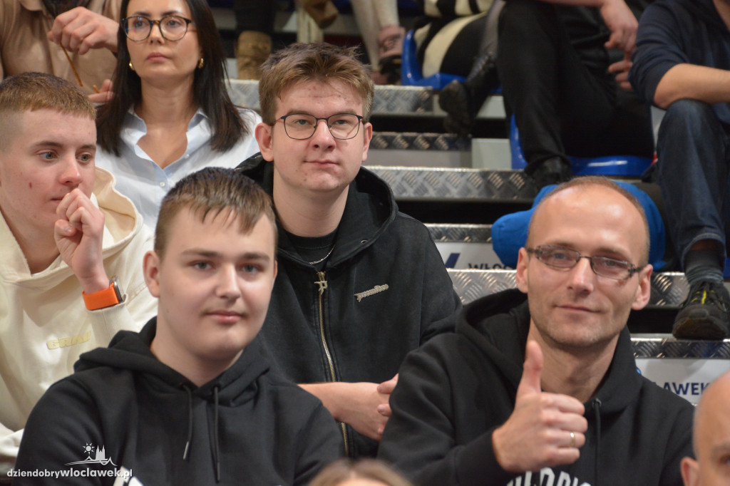 Kibice na meczu Anwil vs. King