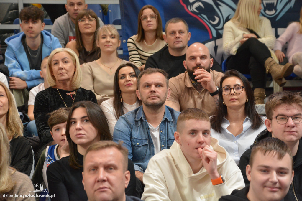 Kibice na meczu Anwil vs. King