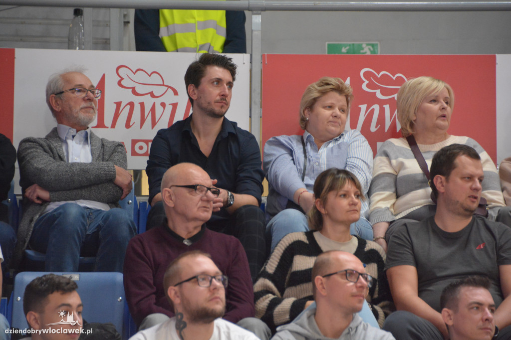Kibice na meczu Anwil vs. King
