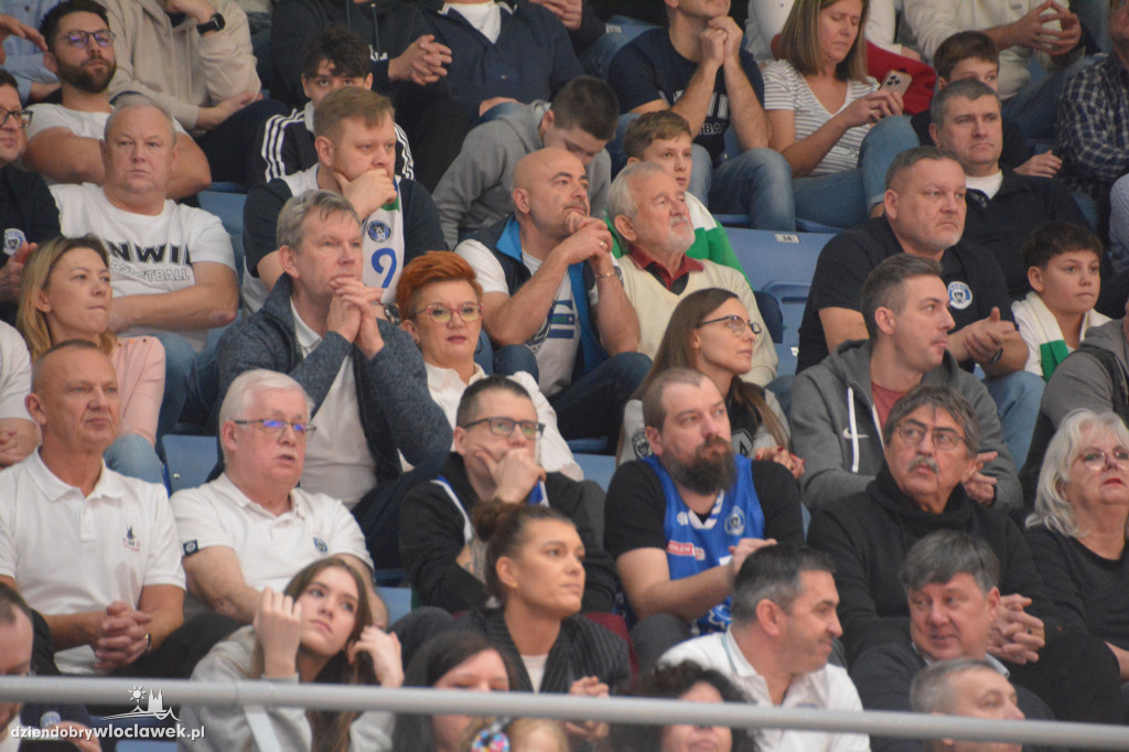 Kibice na meczu Anwil vs. King
