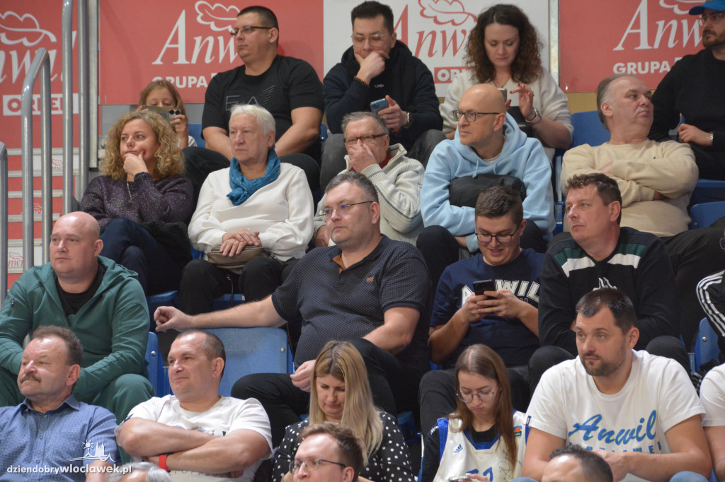 Kibice na meczu Anwil vs. King