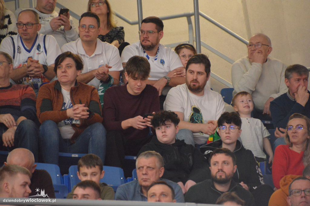 Kibice na meczu Anwil vs. King
