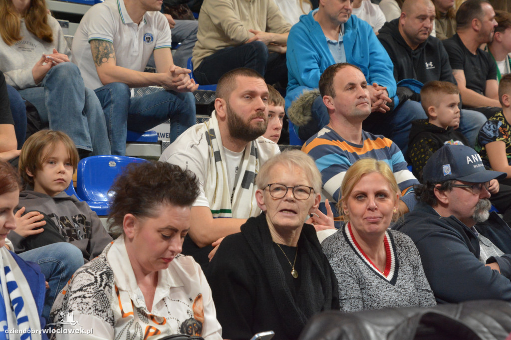 Kibice na meczu Anwil vs. King