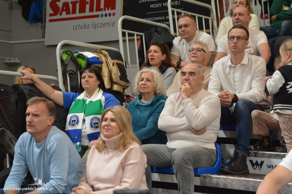 Kibice na meczu Anwil vs. King