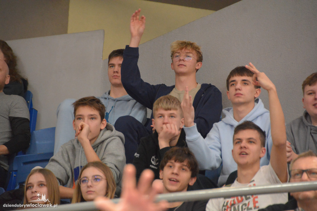 Kibice na meczu Anwil vs. King